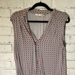 Max studio tank with tie.